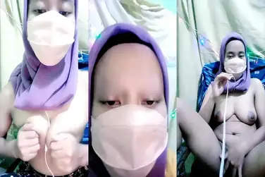 Ukhty Jilbab Ungu Colmek Desah Mesra Sampe Memek Becek